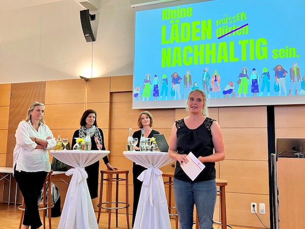 PM 241 Podiumsdiskussion mit Burghauser Handel zum nachhaltiken Konsum