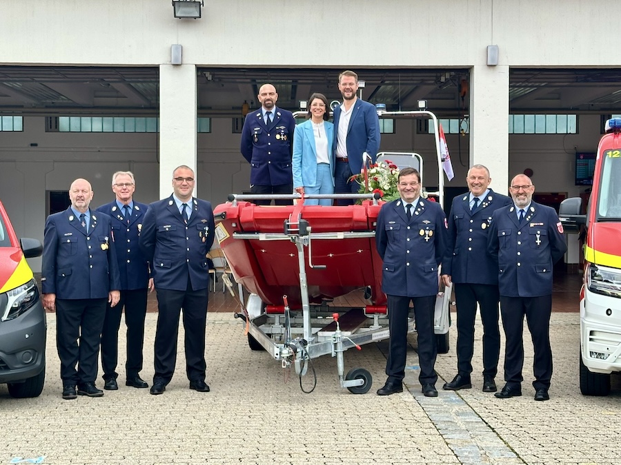 Fahrzeugsegnung der Feuerwehren Mühldorf und Mößling