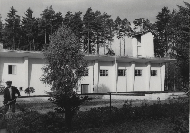 Spurenwanderung in Aschau-Werk: Wie aus einem Rüstungsstandort eine neue Heimat wurde